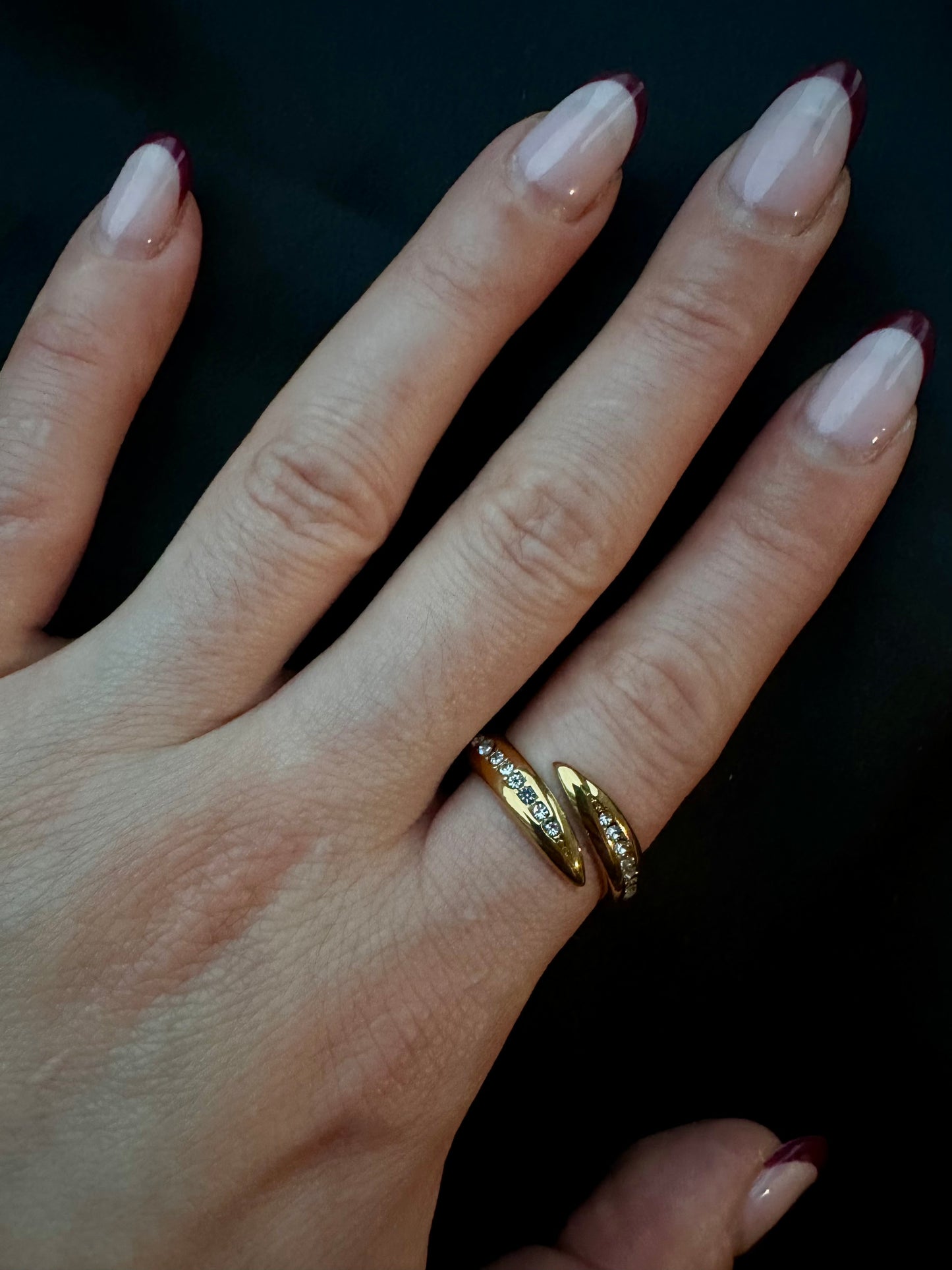Pavé Hug Ring
